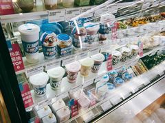 零售区-Blueglass酸奶(财富购物中心店)