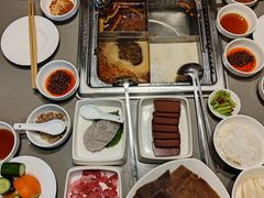 -海底捞火锅(杭州萧山宝龙广场店)