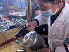 -老光明岗琼甜茶馆