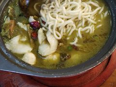 -周鱼小馆石锅酸菜鱼(活力汇店)