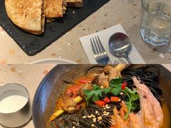 冬阴功大虾墨鱼面配鸡肉串-Bco豆库(雨花客厅店)