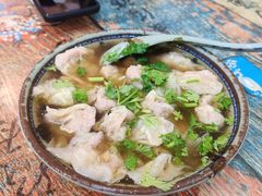 招牌野馄炖-老谢野馄饨(延安路店)
