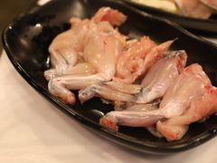 田鸡-鲜入围煮花胶鸡海鲜火锅