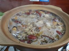 -威邵鸡煲(西华路总店)