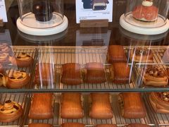 -VERIE BAKEHOUSE
