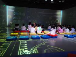 -小鸡哆哆故事屋·儿童乐园(嘉里城店)