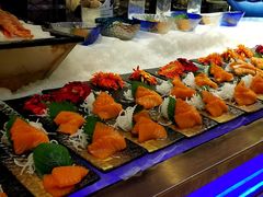 -鸿腾国际大酒店-海鲜姿造海鲜烤肉自助餐