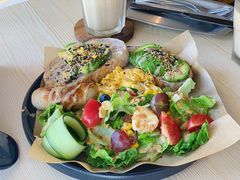 牛油果吐司-251#coffee roasters(沿河东路店)