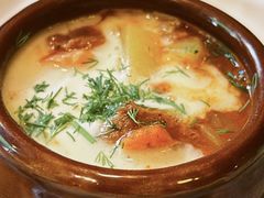焖锅牛肉-老井俄式餐厅