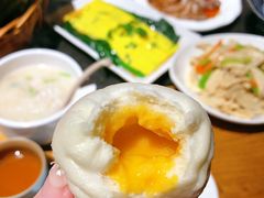 奶黄流沙包-小城粥道·海胆鲜虾粥(解放广场店)