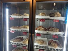 -拈签一笑黄牛肉辣卤串串