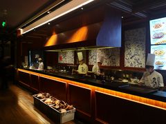 -八府香鸭·啫啫煲(华山路店)