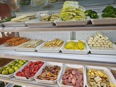 -哈尔滨小酒馆·鲜肉现穿自助烧烤(康新花园店)