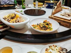 -白鹿苑蒙餐(鄂温克宾馆店)