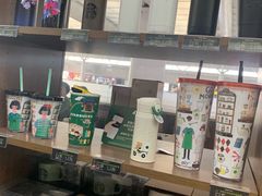 -星巴克(上海虹桥站2A检票口)