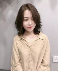 -时尚殿堂明星门店