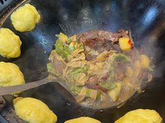 -哈尔滨烧烤·山河村铁锅炖(交大店)