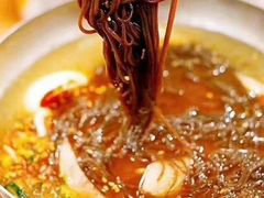 -老码头黑皮肘子锅包肉(赣水路店)