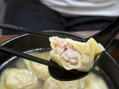 三鲜大馄饨-万寿斋(山阴路店)