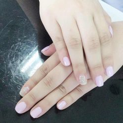 -EMILY艾枚莉美甲美睫·美颜·现磨咖啡