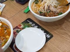 -蒙自源米线大王(东站店)