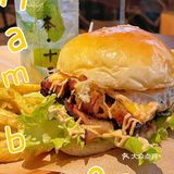 昆明汉堡专门店🍔本十三手工汉堡双层牛排太顶啦‼️
