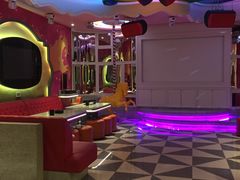 -米乐星世界KTV