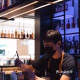 亲爱的，你来看看这间餐厅 是我喜欢的模样