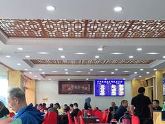 大堂-撒拉人家.酸菜牦牛肉火锅