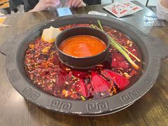 -黄潇洒老火锅(九眼桥宏济巷店)