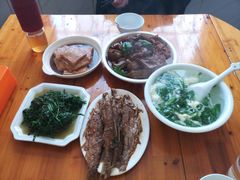 -山里人家土菜馆(茅山店)