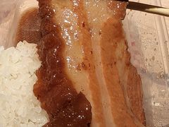 -梁阿婆廿年老牌扣肉糯米饭