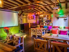 大堂-月亮眼花园餐厅书吧酒吧