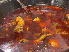 -鸿顺老铁锅美蛙鱼府(解放碑店)