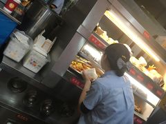 -华莱士·炸鸡汉堡(簇桥镇店)