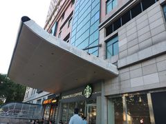 -星巴克臻选(华堂·新辰汇店)