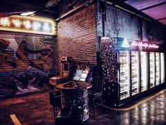 -UP嘻哈酒吧(粉巢店)