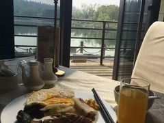 -上海怡沁园度假酒店