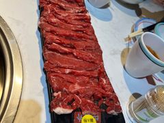 -牛员外鲜切牛肉火锅