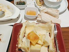 -港丽餐厅(正大店)