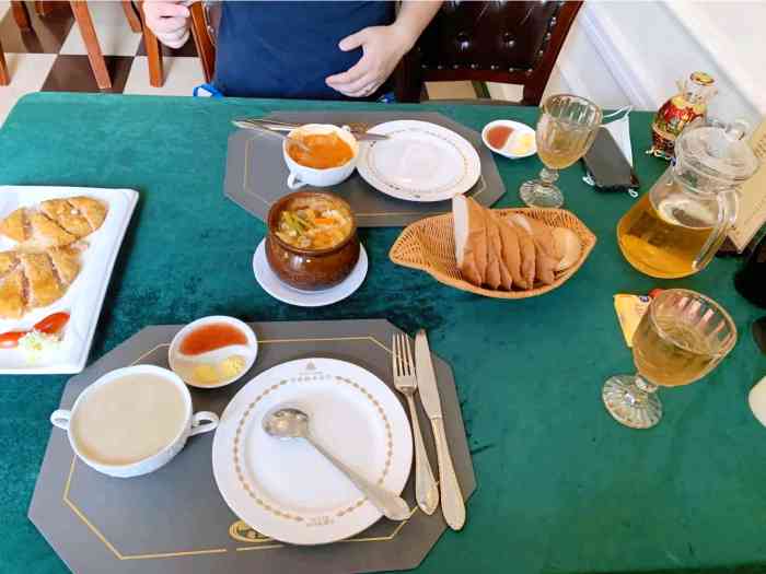 老俄楼西餐厅-"好久没吃西餐了,听说老俄楼恢复营业了,今.