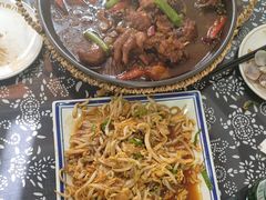 -八两八金·莱芜特色炒鸡(市南漳浦路店)