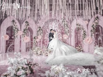没个人都愿意为自己的婚礼多花一点心思
