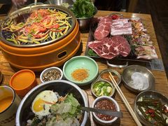 -韩景台烤肉(八大处店)