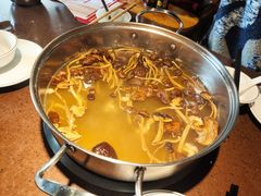 茶树菇牛腩锅底-幸运牛汕头小黄牛牛肉火锅(梅林店)