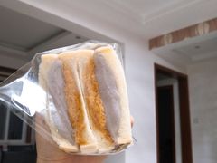 -沁屋面包店(人民东路店)