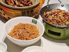 -绿草地·湘菜(7mall店)