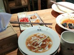 -湘人龙记老长沙米粉(鸟巢店)
