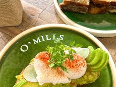 牛油果温泉蛋吐司-O'mills Sourdough Bakery&Bistro(永嘉路店)