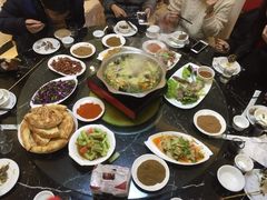 -清真·玛丽亚新疆菜主题餐厅(浙江中路店)